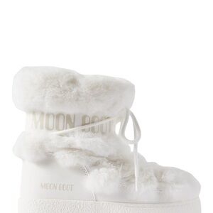 Moon Boot Ivory Fur Winter Boots